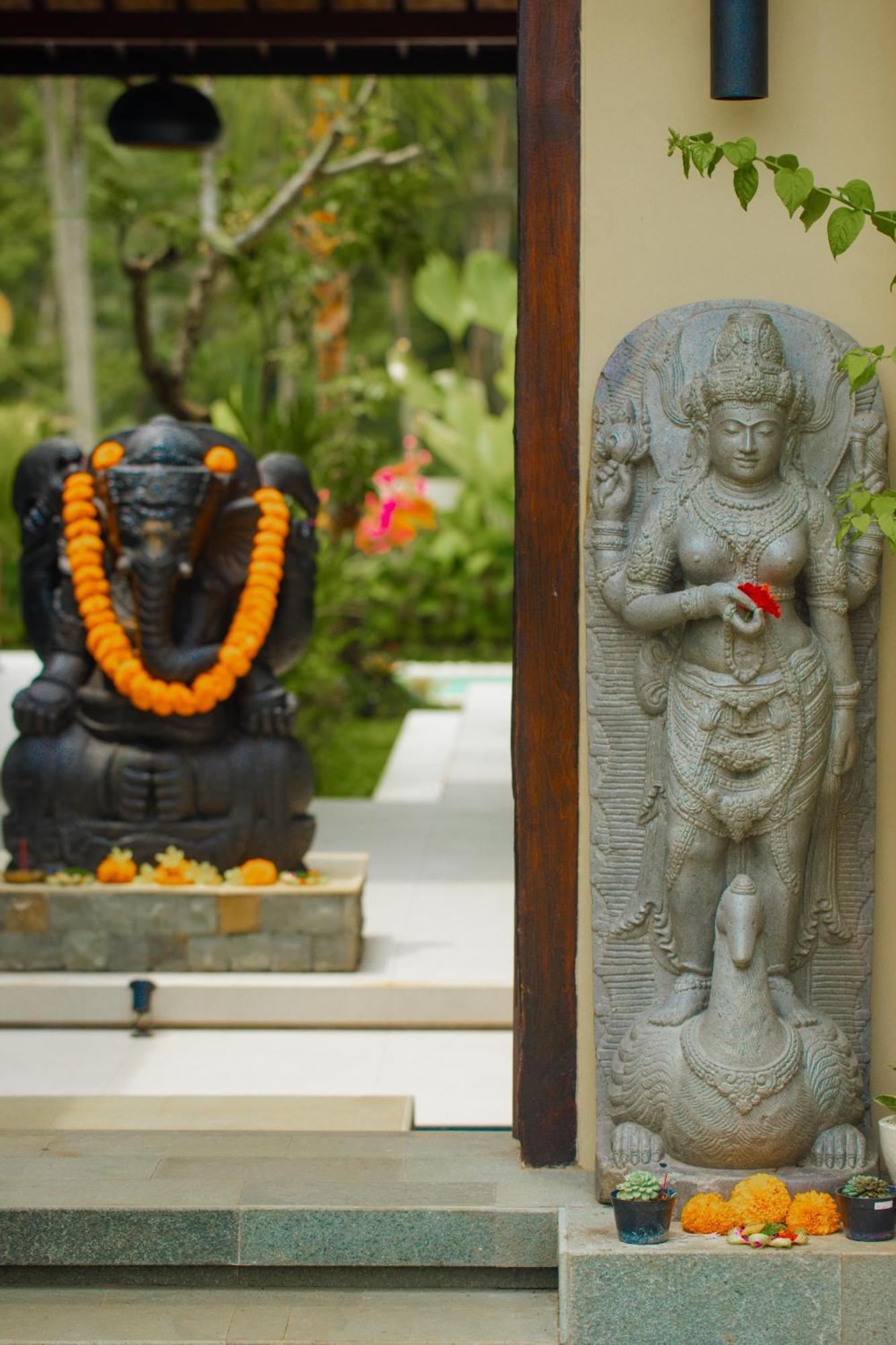Adi Laxmi Villa Ubud Bagian luar foto